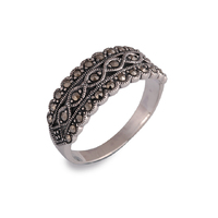 Ring Size: US 5.5 (AU L)